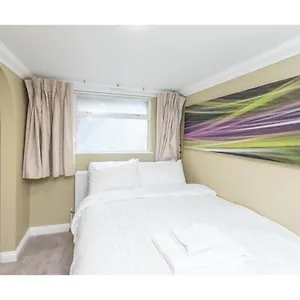Uno Heathrow Windsor Hotel Slough