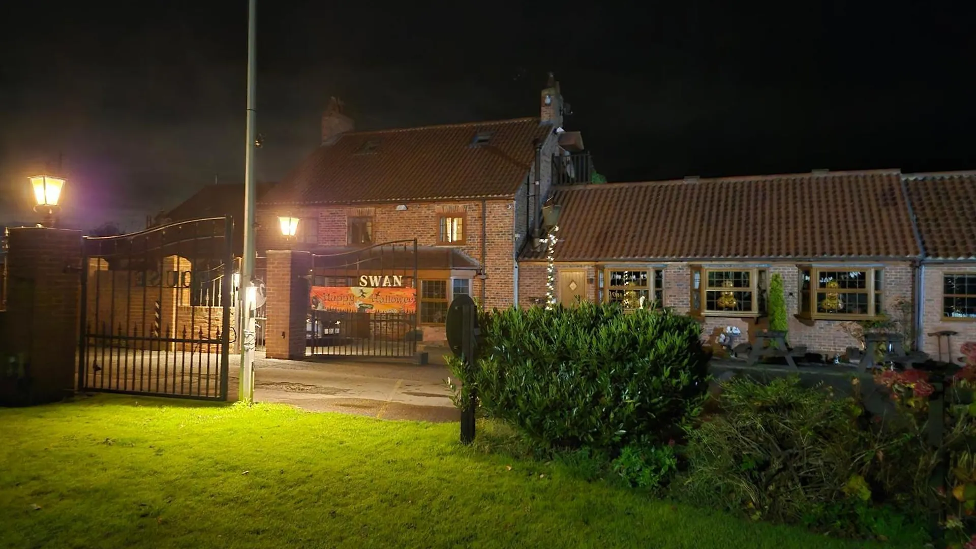 Swan House Bed & Breakfast Northallerton